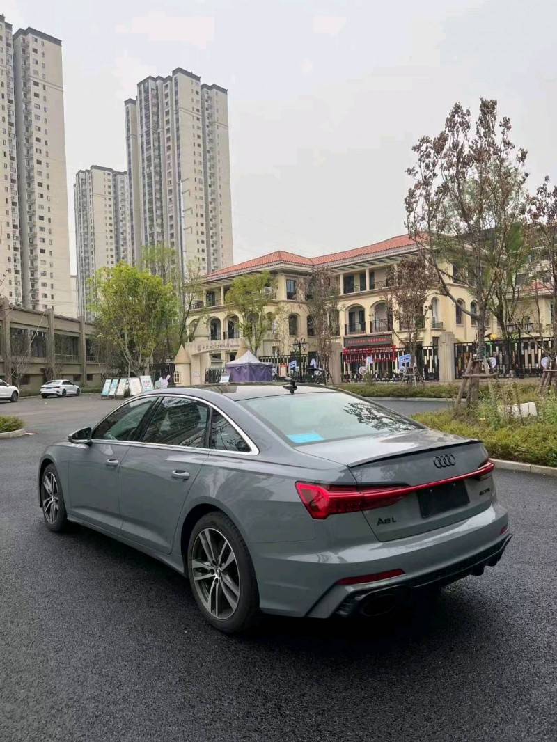 重庆21年奥迪A6L8