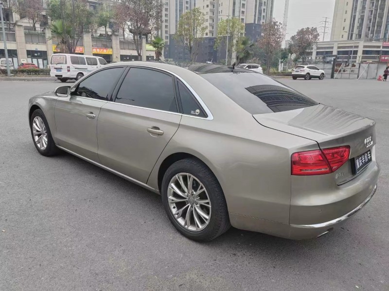 重庆13年奥迪A8L7