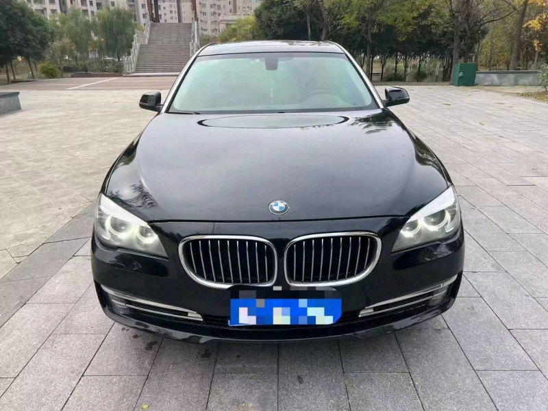 济宁14年宝马7系9