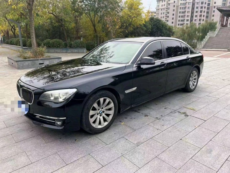 济宁14年宝马7系7