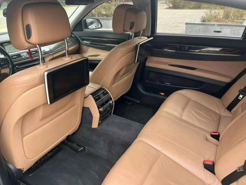 济宁14年宝马7系5