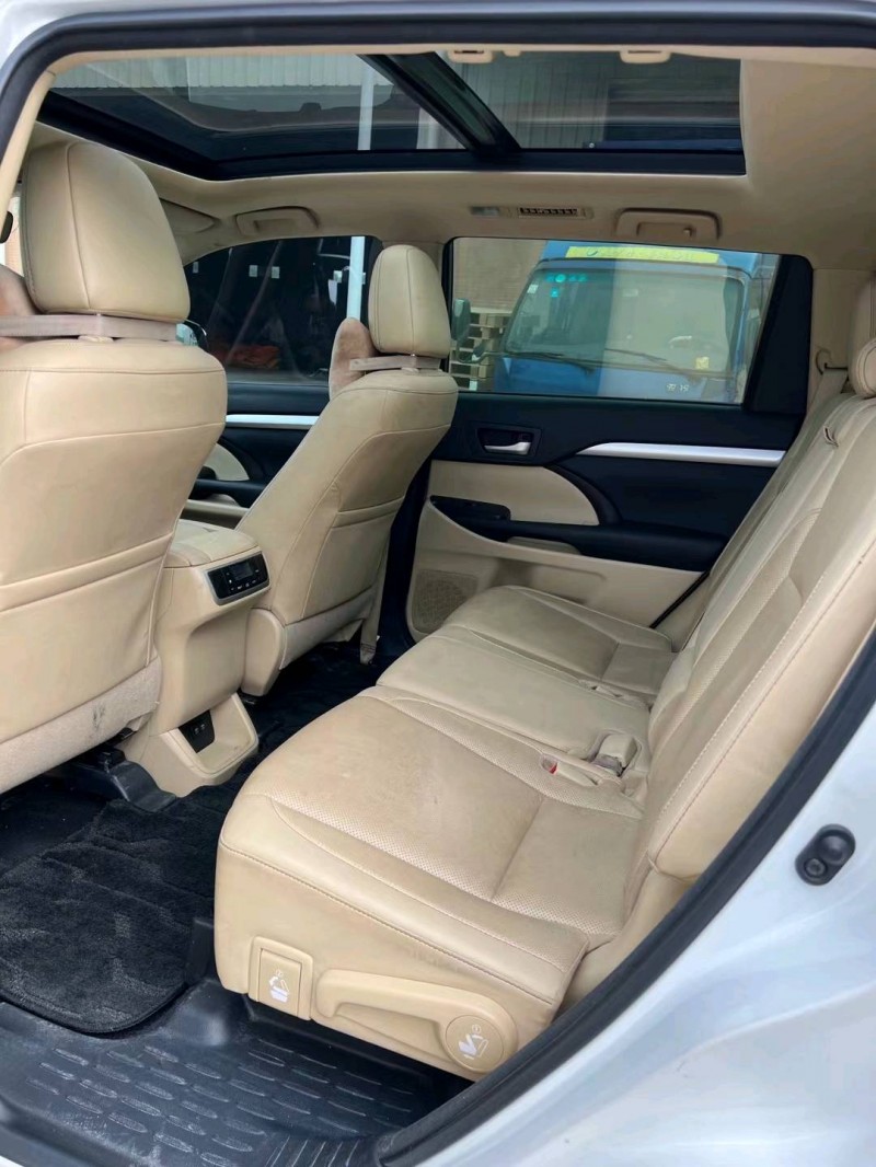 东莞18年丰田汉兰达5