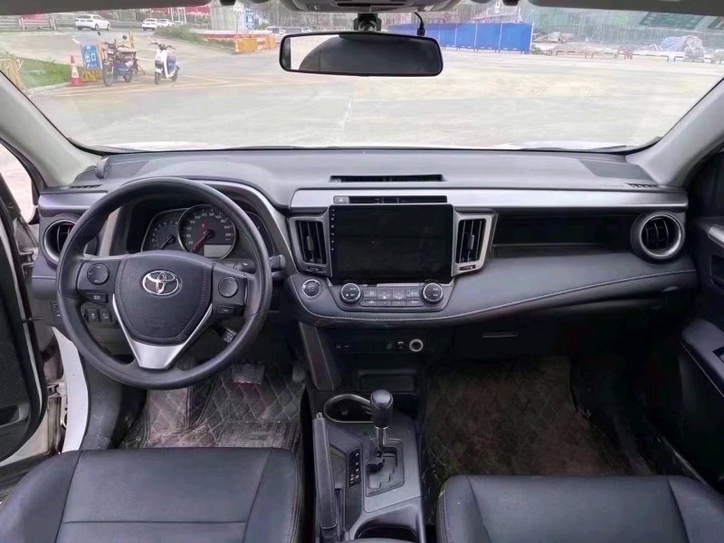 邯郸17年丰田RAV43