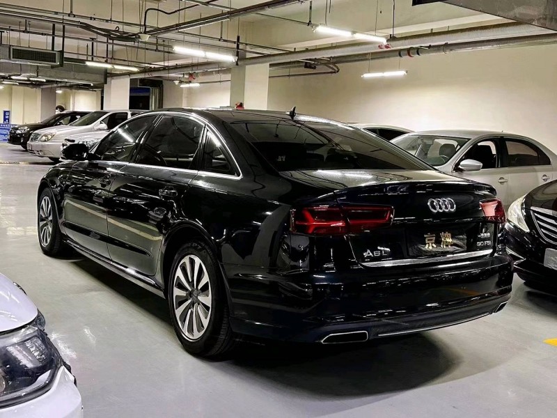 北京17年奥迪A6L8