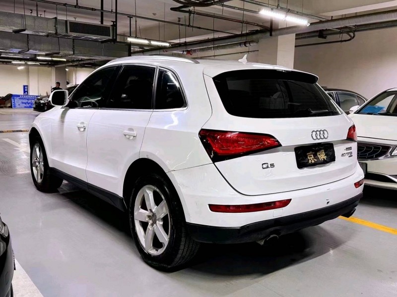 北京13年奥迪Q58