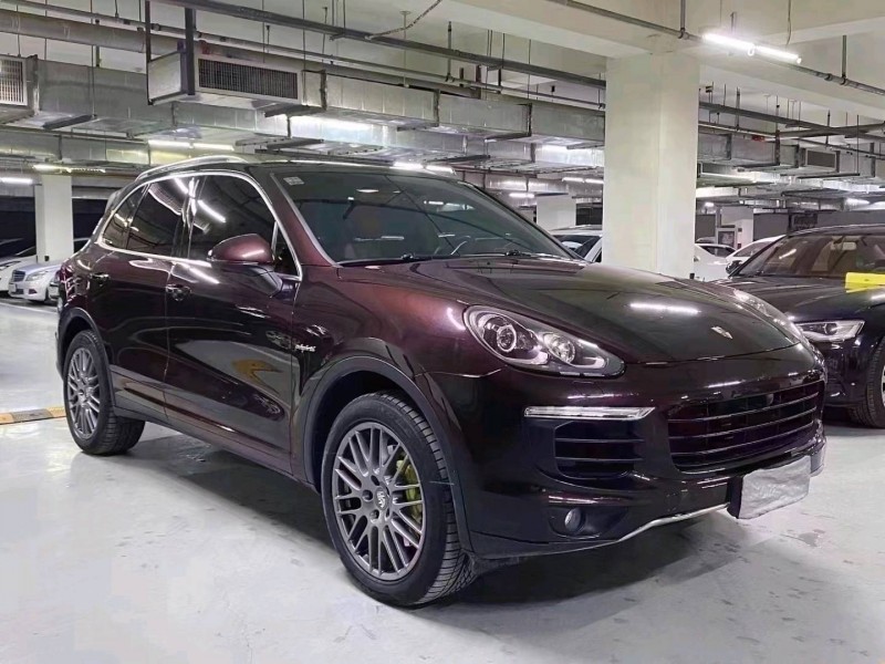 北京16年保时捷卡宴3