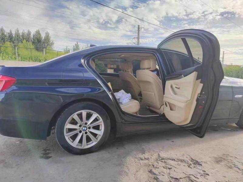 北京12年宝马5系4