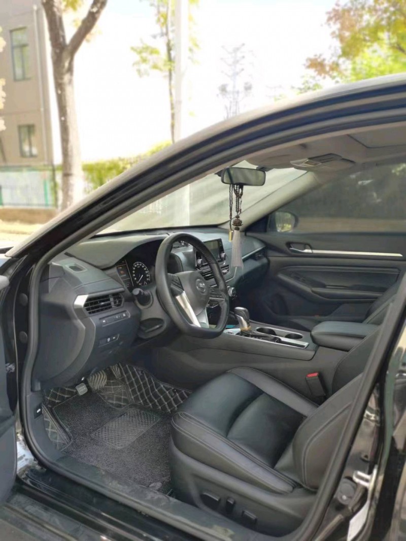 蘇州19年日產天籟5