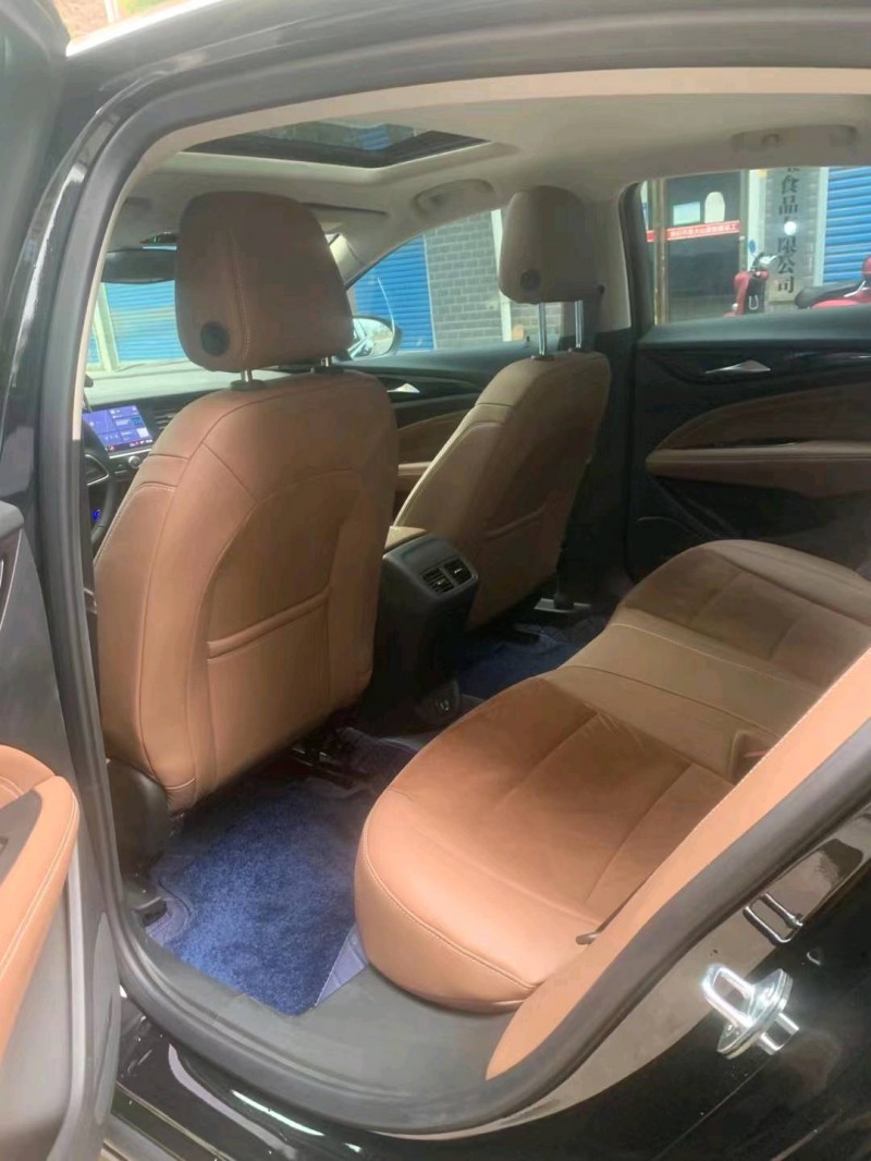 宜春22年别克君威3