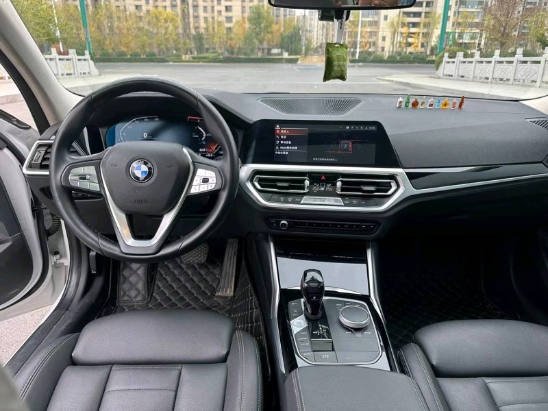 徐州19年宝马3系3