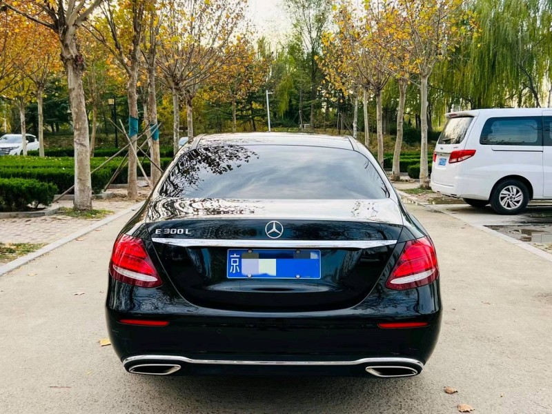 聊城17年奔驰E9