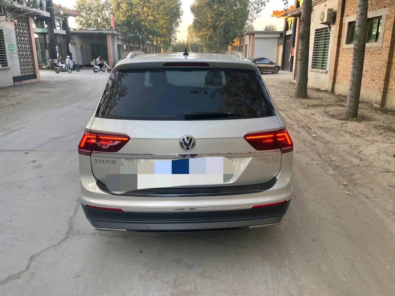 保定18年大众途观9