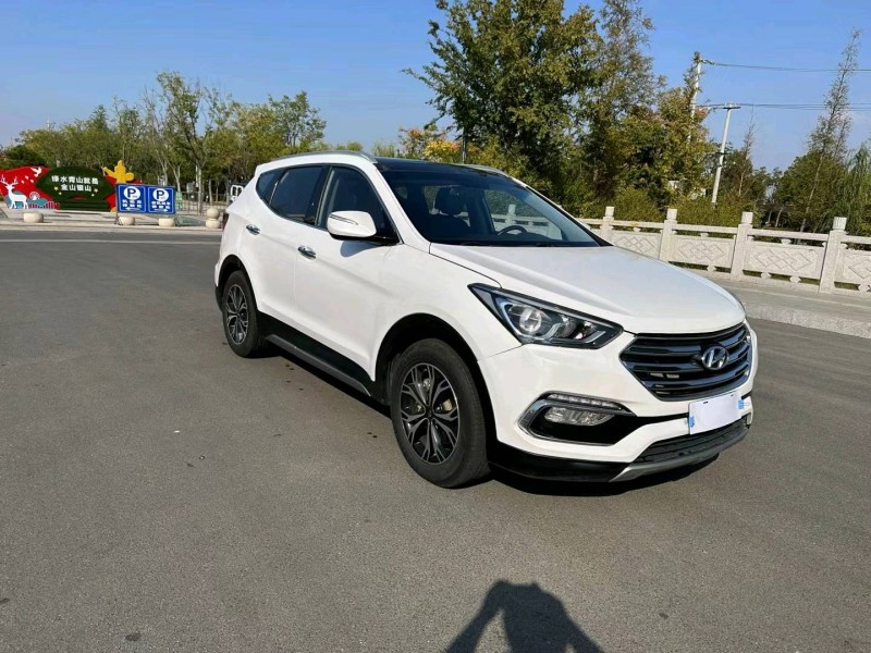 徐州18年现代新胜达2