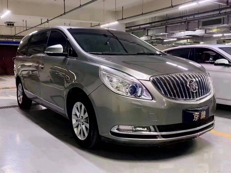 北京16年别克GL83