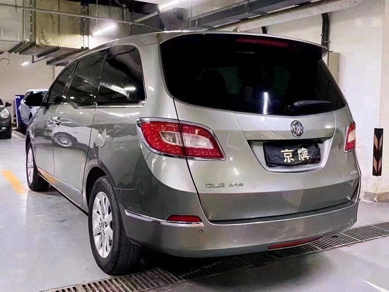 北京16年别克GL85