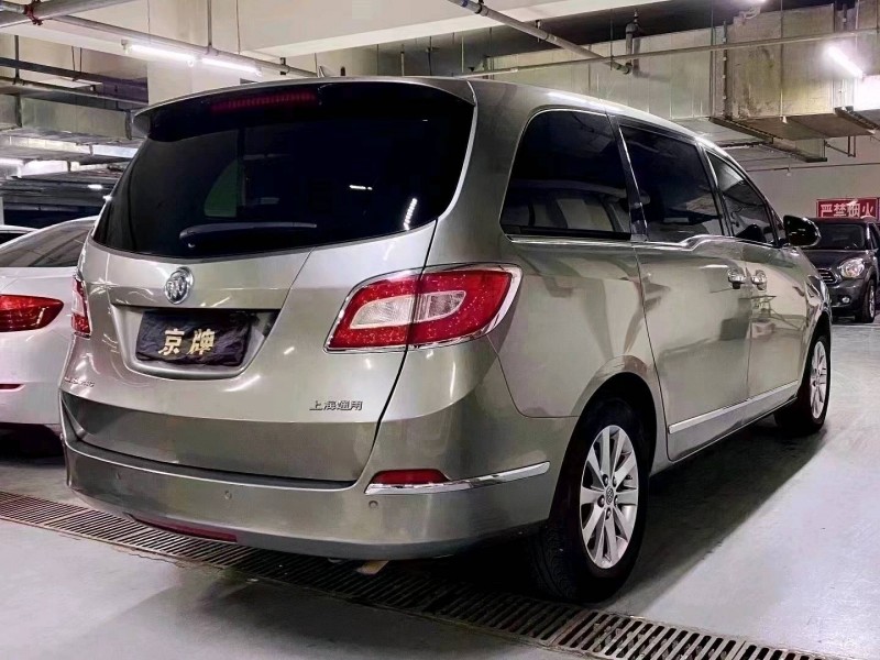 北京16年别克GL84