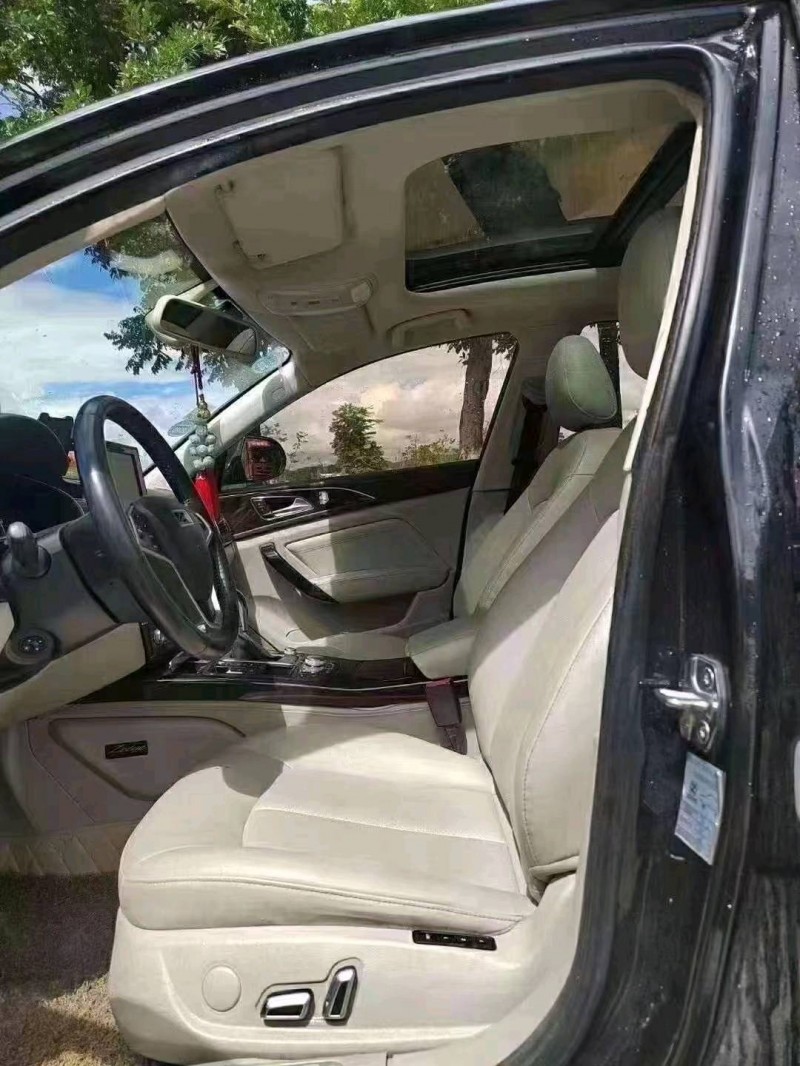 安顺16年众泰Z7004