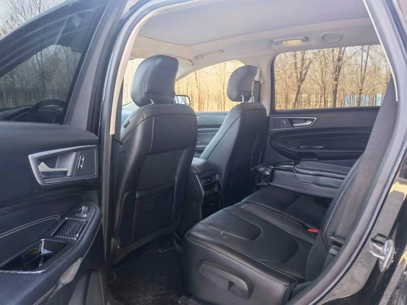 保定16年福特锐界8