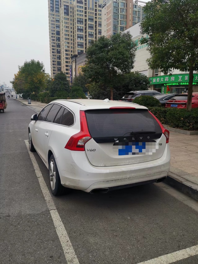 洛陽14年沃爾沃V602