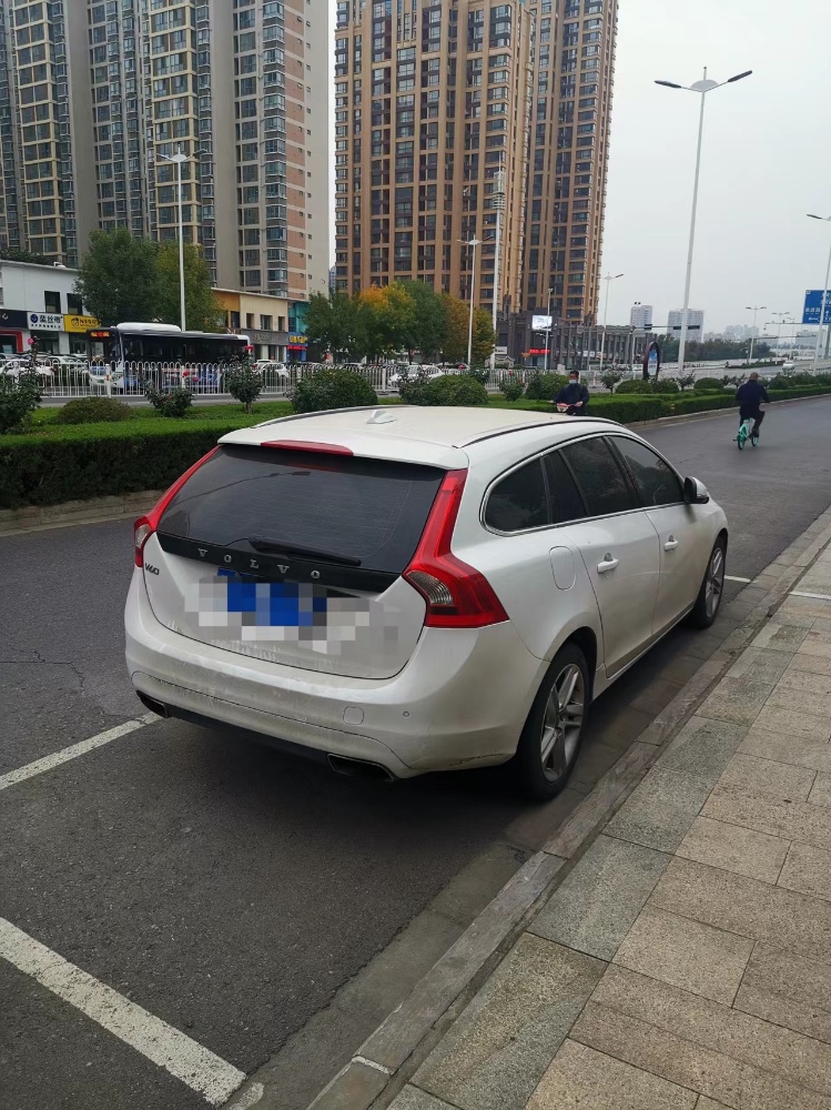 洛陽14年沃爾沃V605