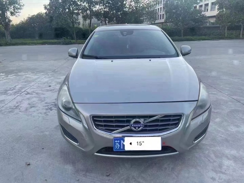 徐州13年沃尔沃S60L1