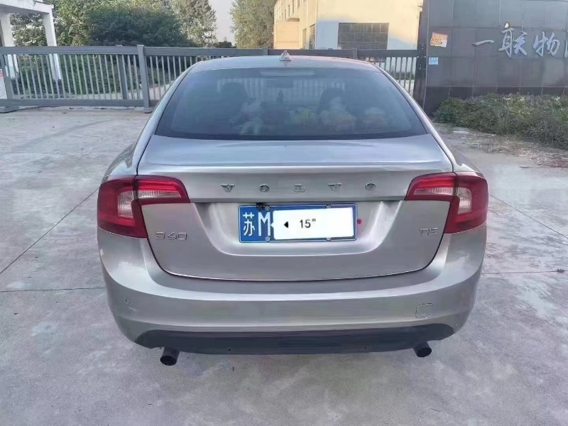 徐州13年沃尔沃S60L6