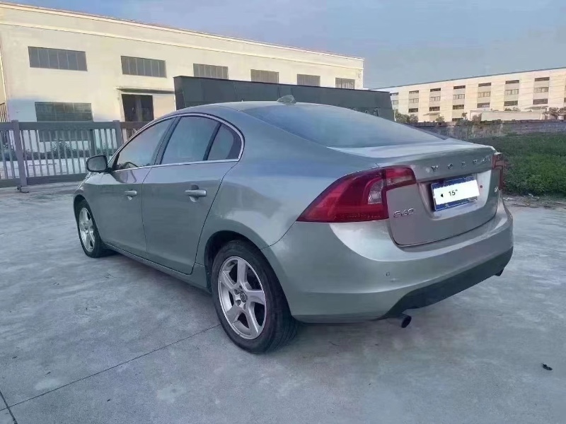 徐州13年沃尔沃S60L8