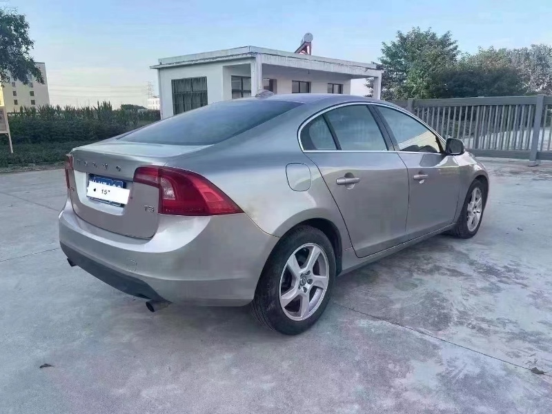 徐州13年沃尔沃S60L7