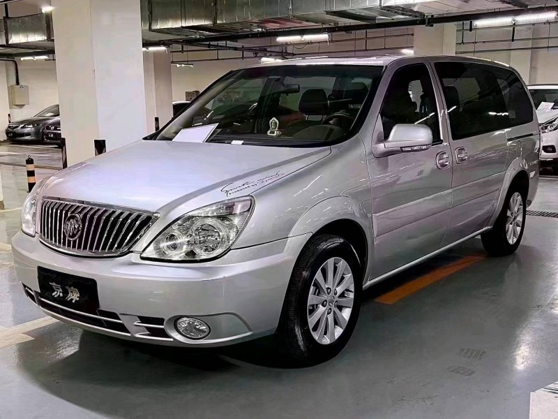 北京12年别克GL82