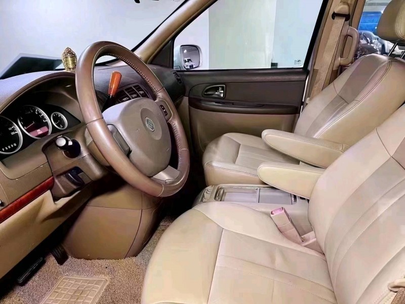 北京12年别克GL85