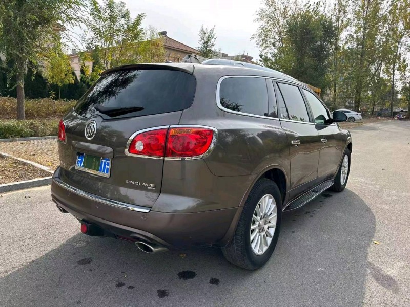 枣庄12年别克昂科雷6