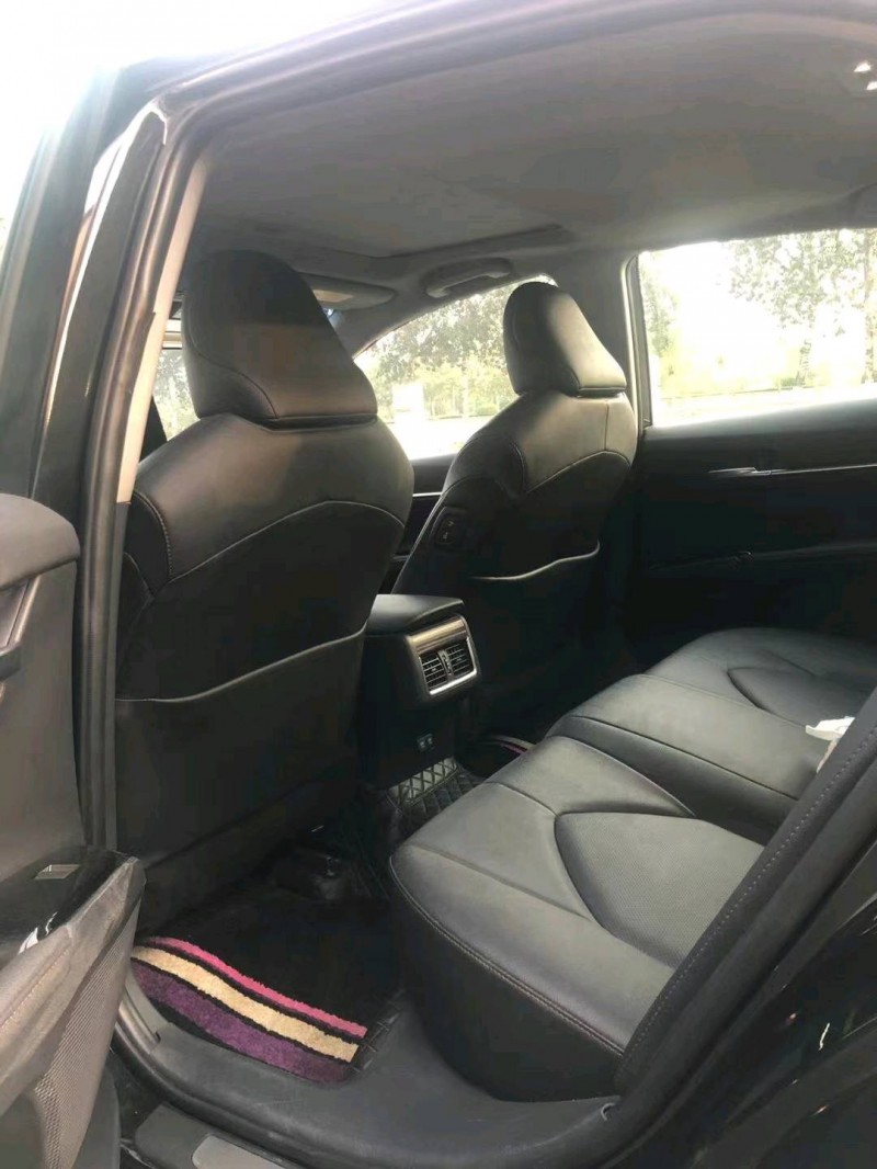 邯郸22年丰田凯美瑞8