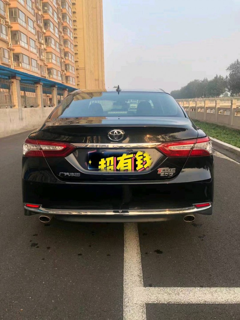 邯郸22年丰田凯美瑞9