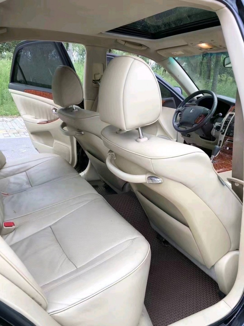 北京08年丰田皇冠8