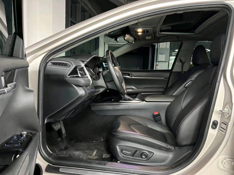 东莞21年丰田凯美瑞4