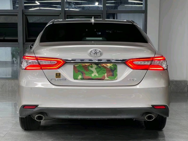 东莞21年丰田凯美瑞9