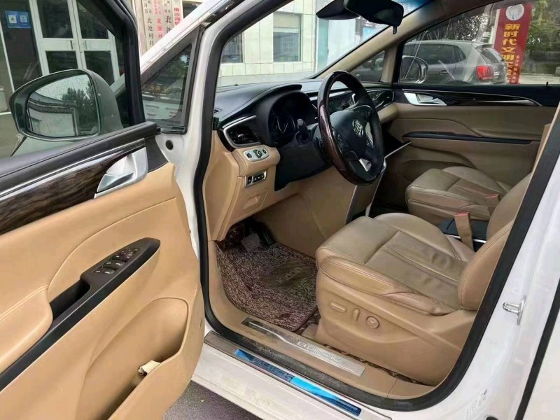 枣庄16年别克GL86