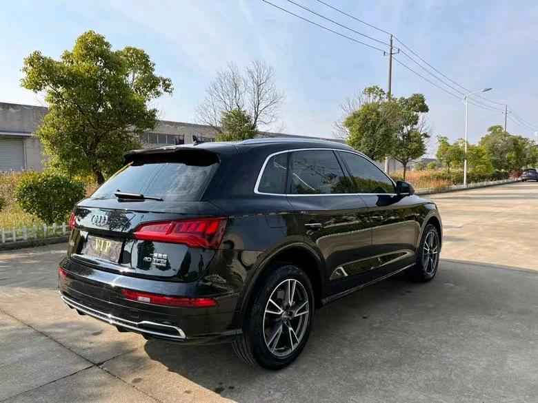 盐城20年奥迪Q58