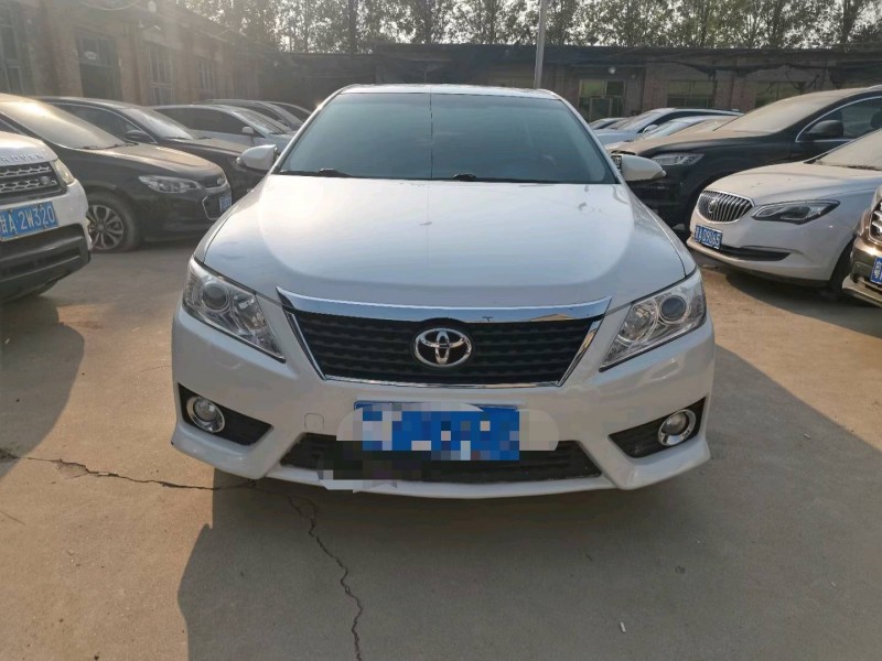 保定13年丰田凯美瑞1