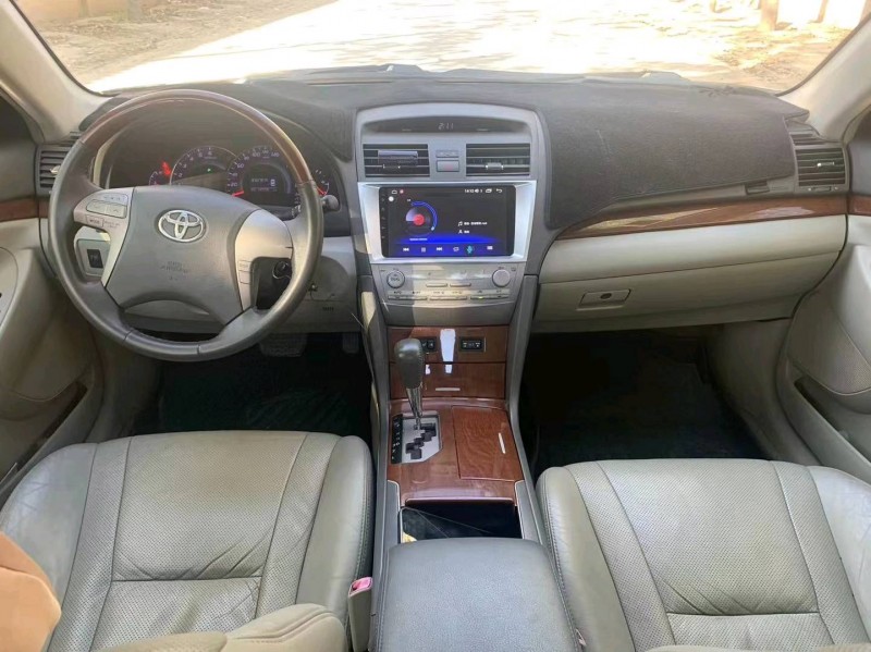 保定13年丰田凯美瑞7