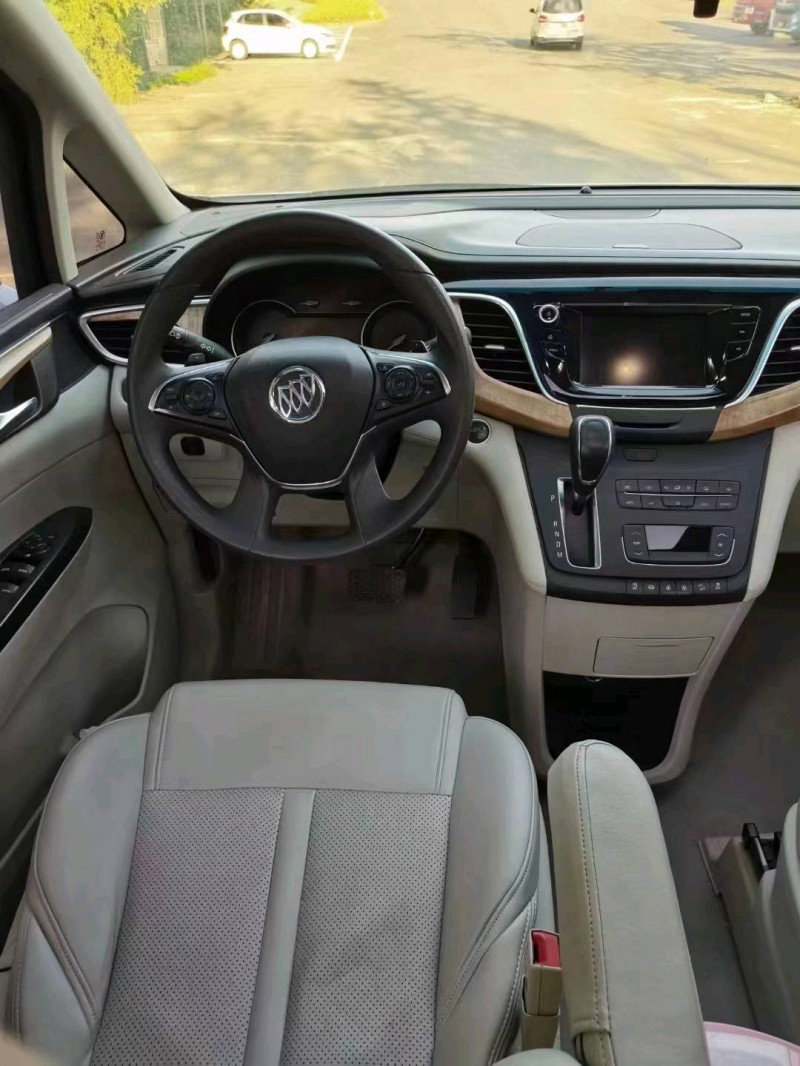 枣庄19年别克GL85