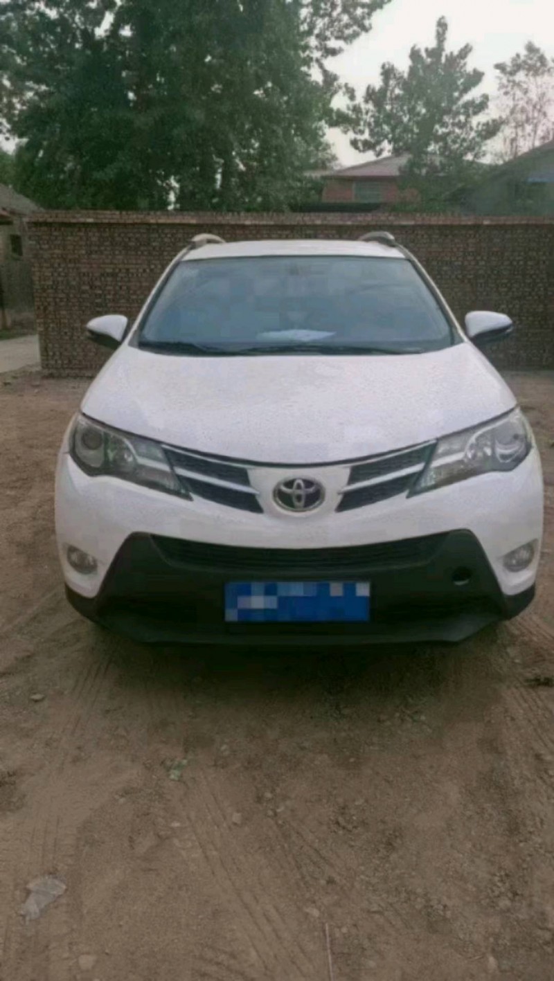 潍坊13年丰田RAV4荣放1