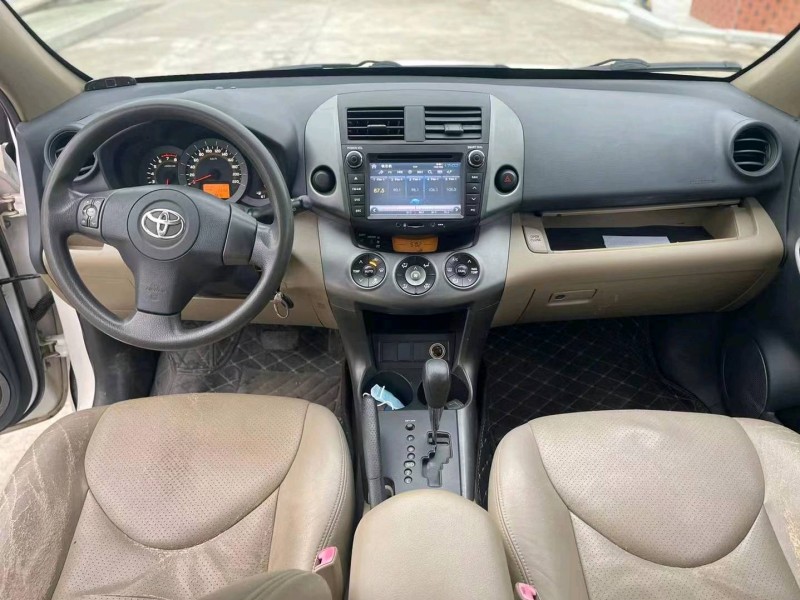嘉兴13年丰田RAV4荣放4