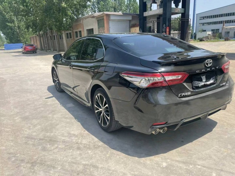 保定19年丰田凯美瑞2