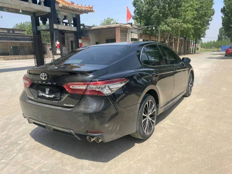 保定19年丰田凯美瑞3