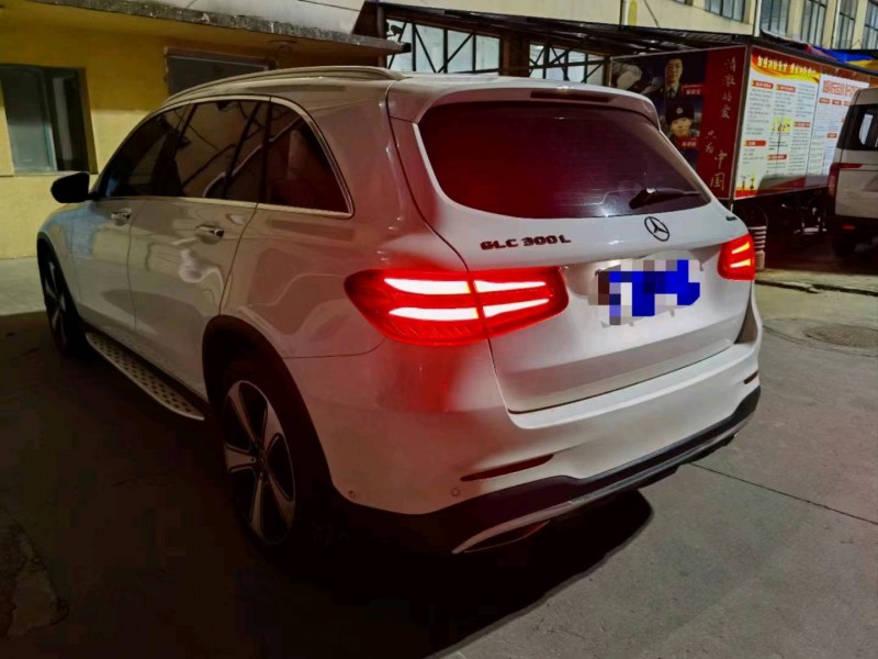 宜昌19年奔馳GLC7