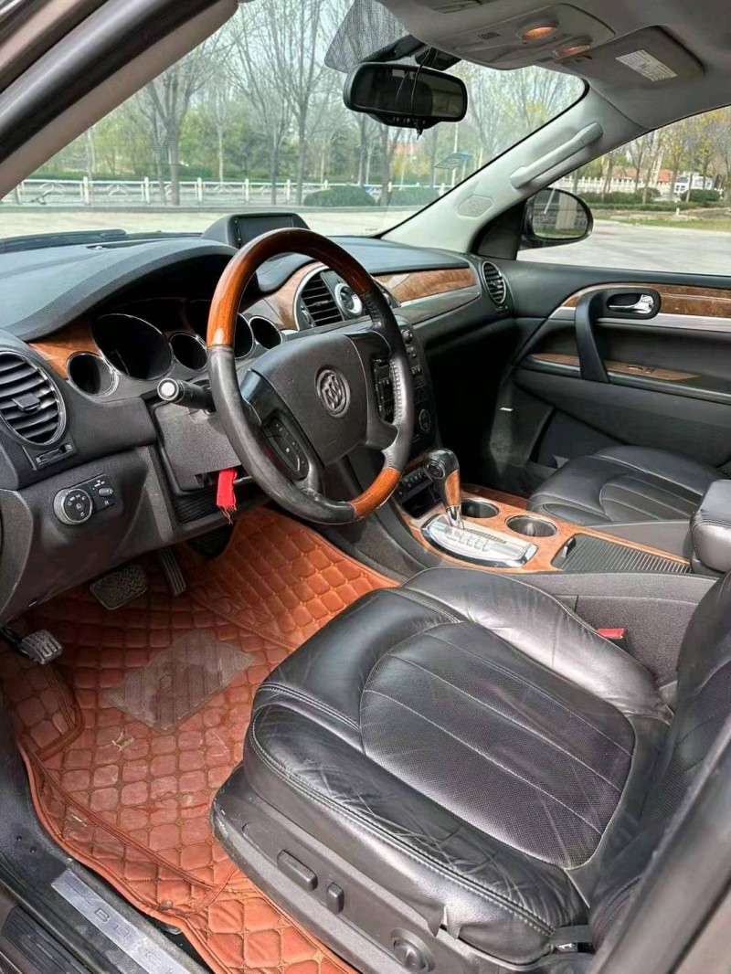 北京12年别克昂科雷5