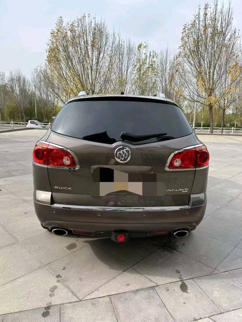 北京12年别克昂科雷7