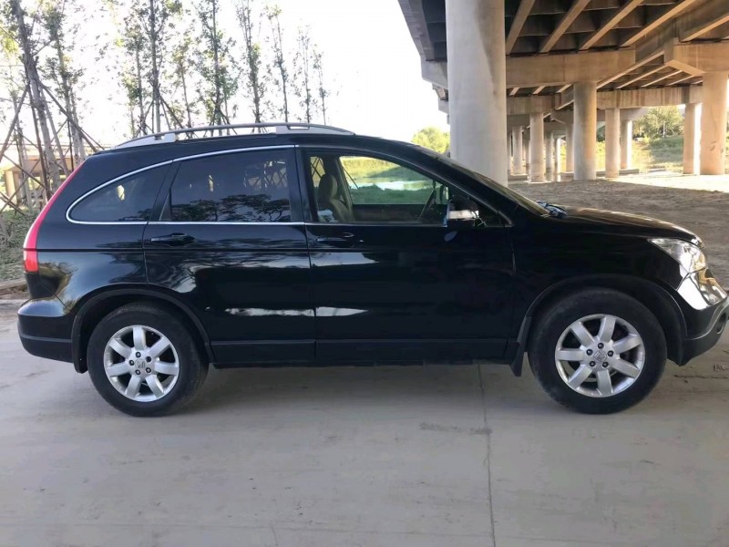 青岛09年本田CRV4
