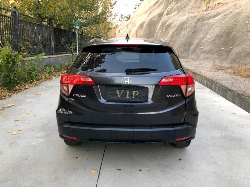 青岛16年本田缤智9